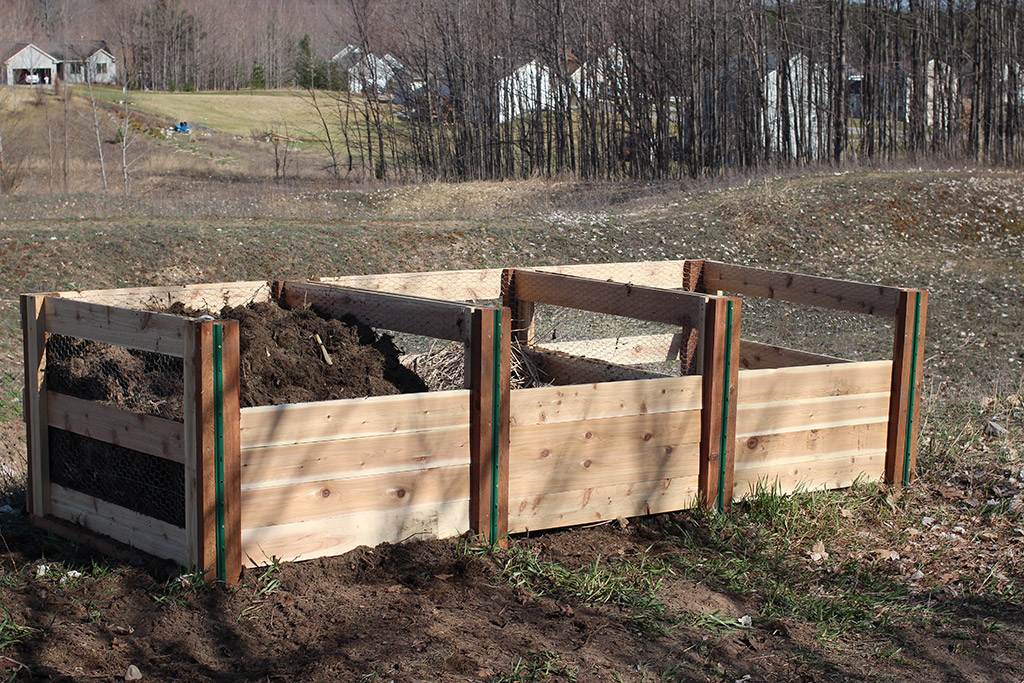 Three Bin Composting Project Completed 